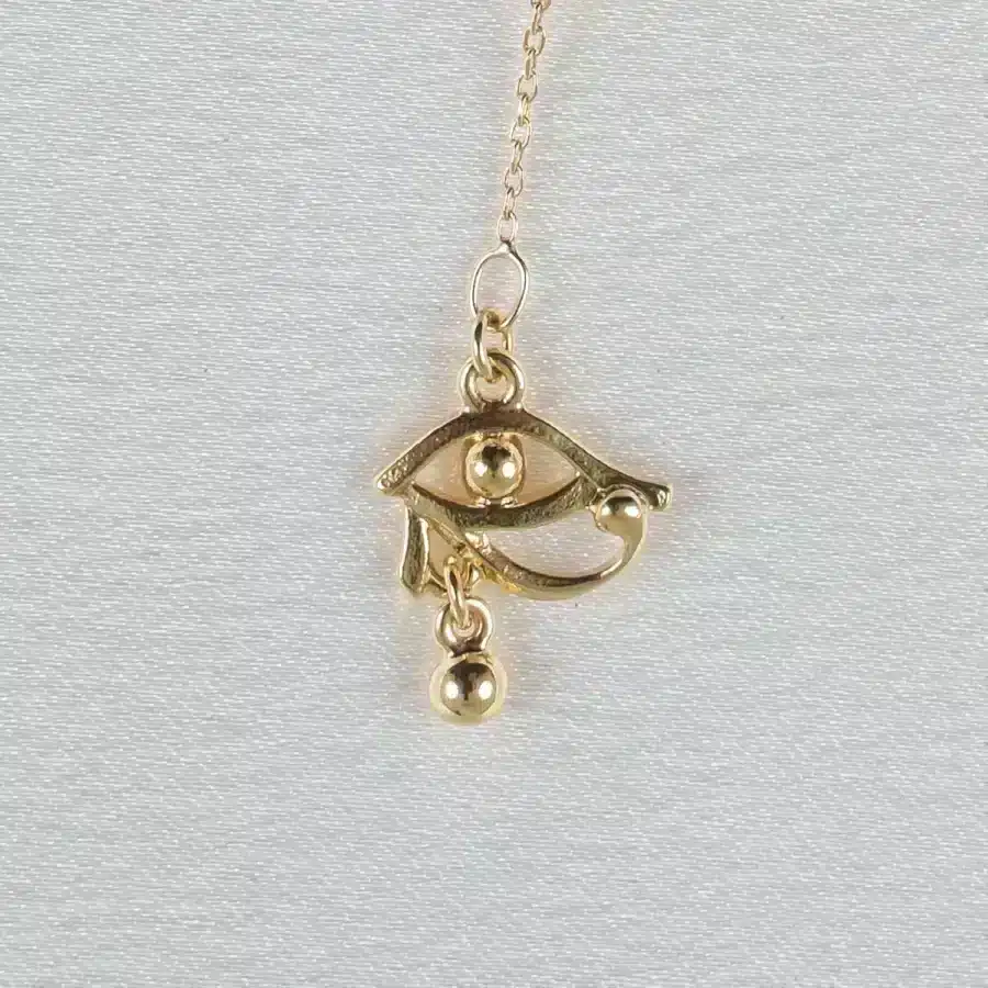 Sylvie Monthule Enkelsieraad Eye Of Horus Goud 3