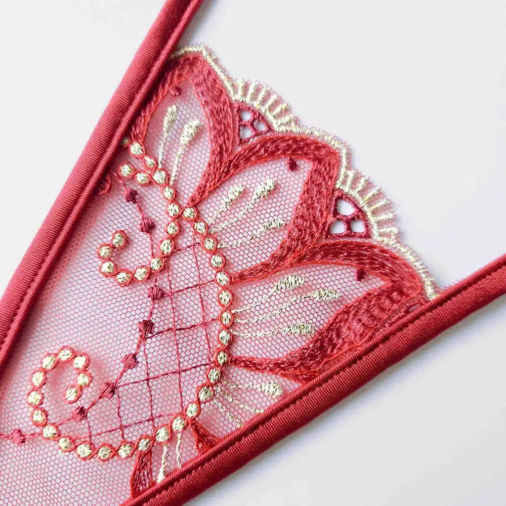 Lucky Cheeks | Elf Enchantment - Micro G-string - Rood/Goud - Afbeelding 3